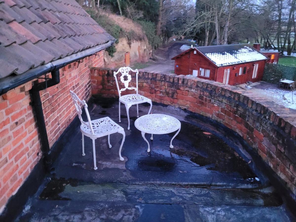 17Th-Century One Bed Studio With Parking & Garden! Elkesley Eksteriør billede