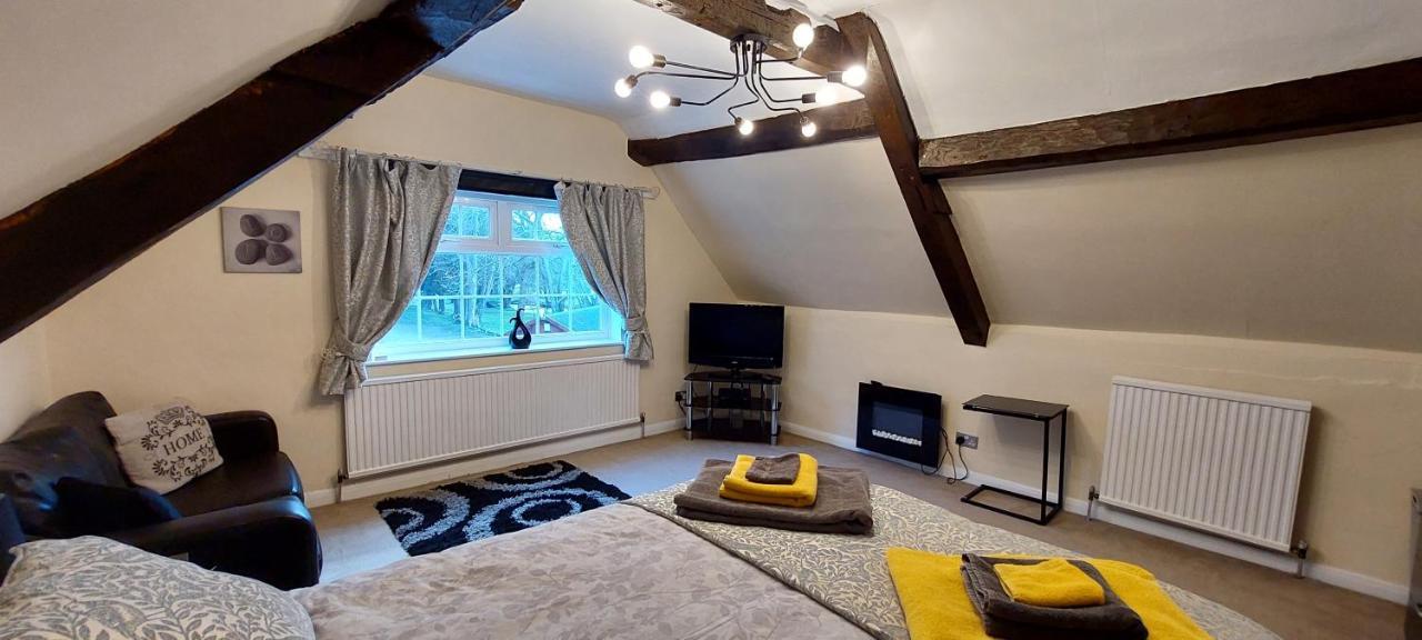 17Th-Century One Bed Studio With Parking & Garden! Elkesley Eksteriør billede